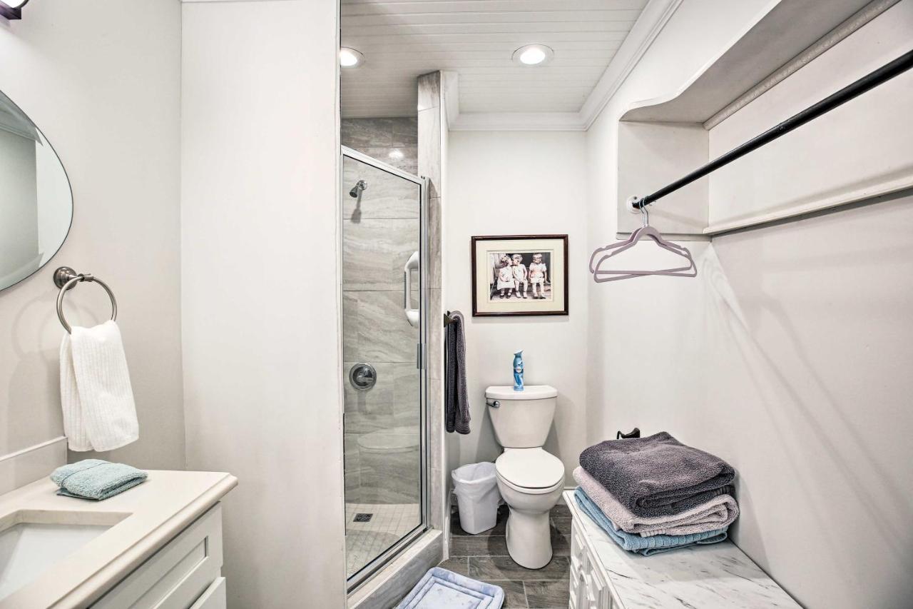 Updated Williamstown Apartment With Kitchen! Eksteriør bilde