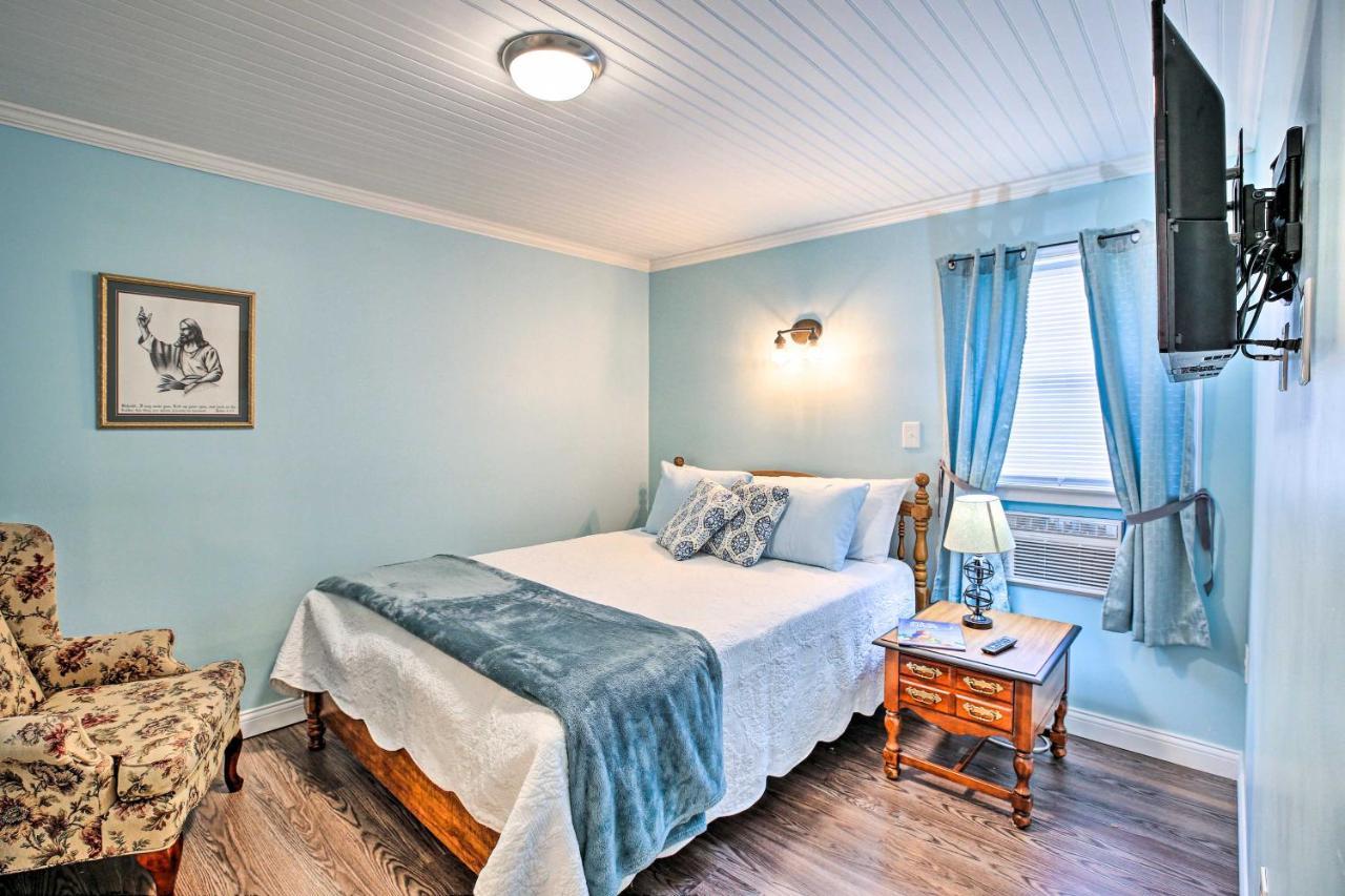Updated Williamstown Apartment With Kitchen! Eksteriør bilde